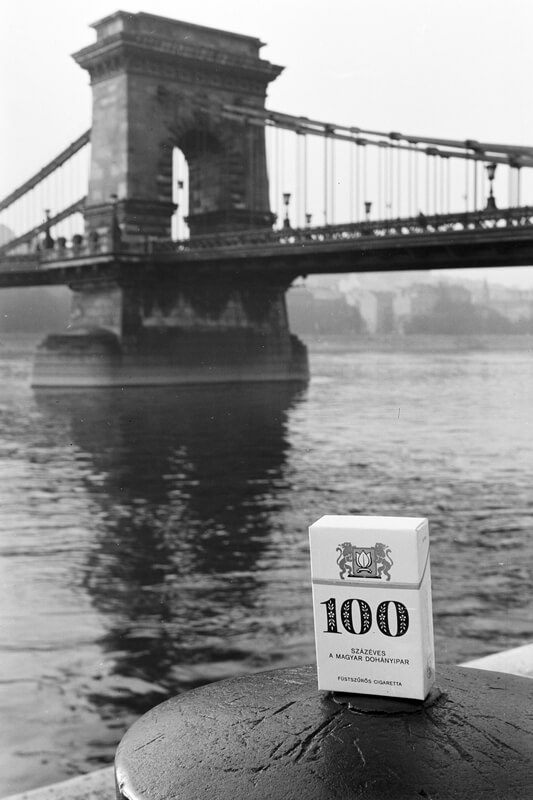 100 éves cigaretta reklámfotó 1. 100 éves cigaretta reklámfotó 1.