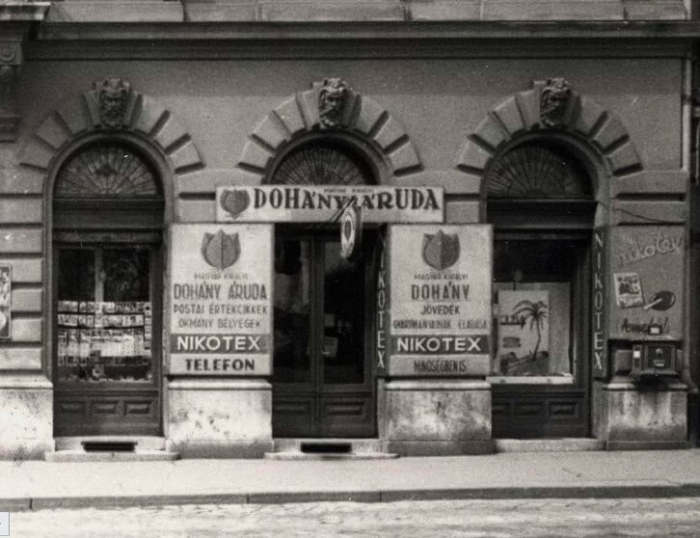 Tárnok utca 24. - Dohányáruda