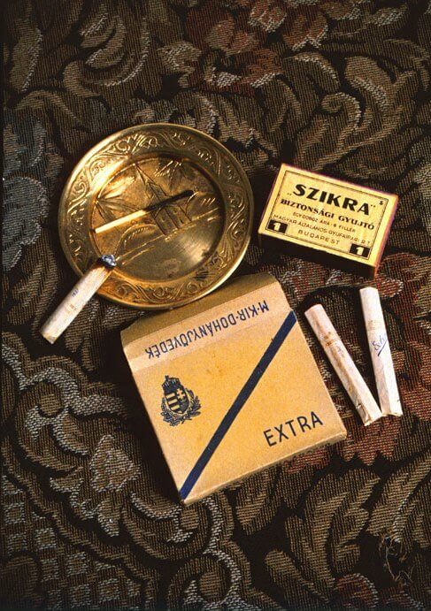 Extra cigaretta csendélet