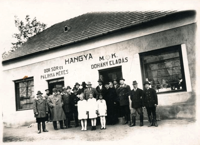 Fehértó - Dohány eladás