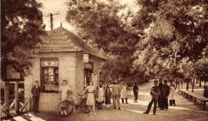 Kecel -  Dohányáruda
