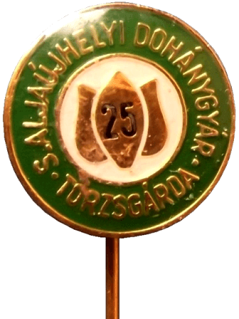 Sátoraljaújhelyi Dohánygyár - kitűző