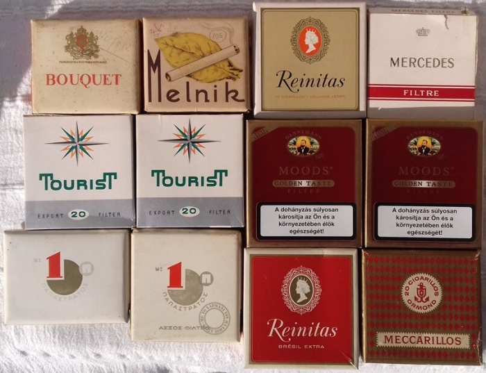 Régi, üres dobozok 04.