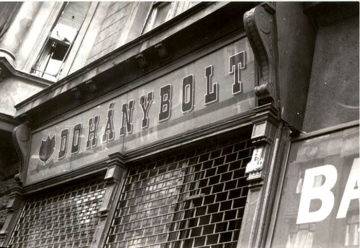 Baross utca - Dohánybolt