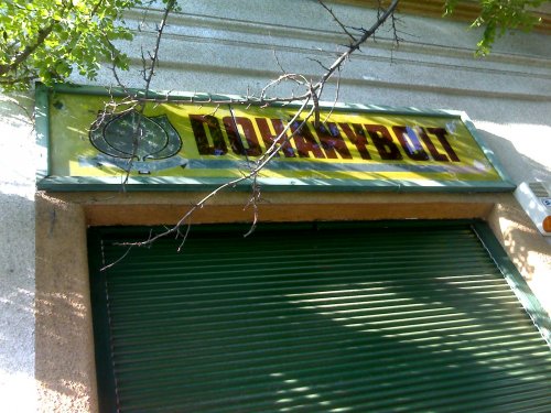 Dohánybolt 06.