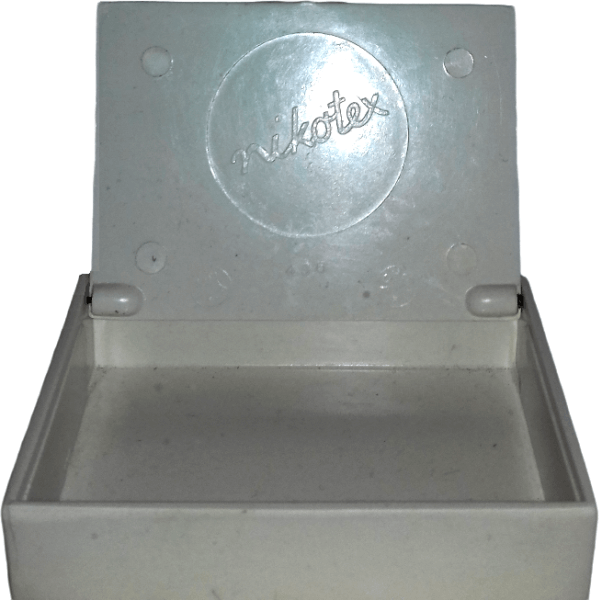 Nikotex cigarettatartó 5.