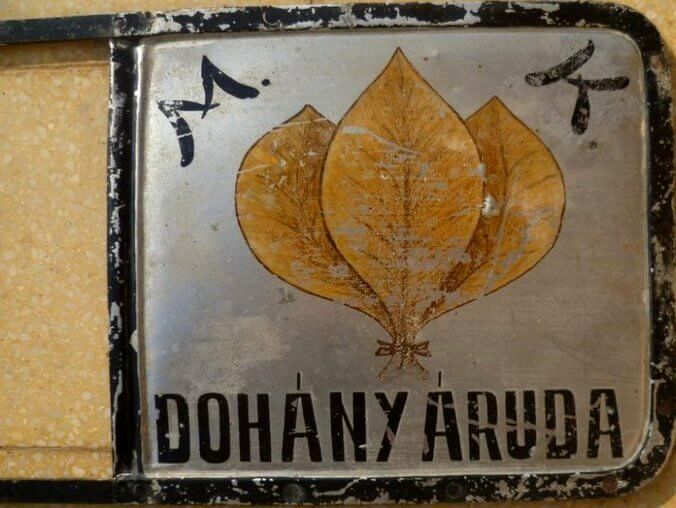 Dohányáruda 37.