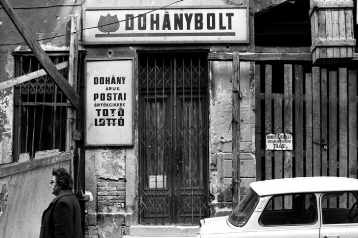 Dohánybolt 05.